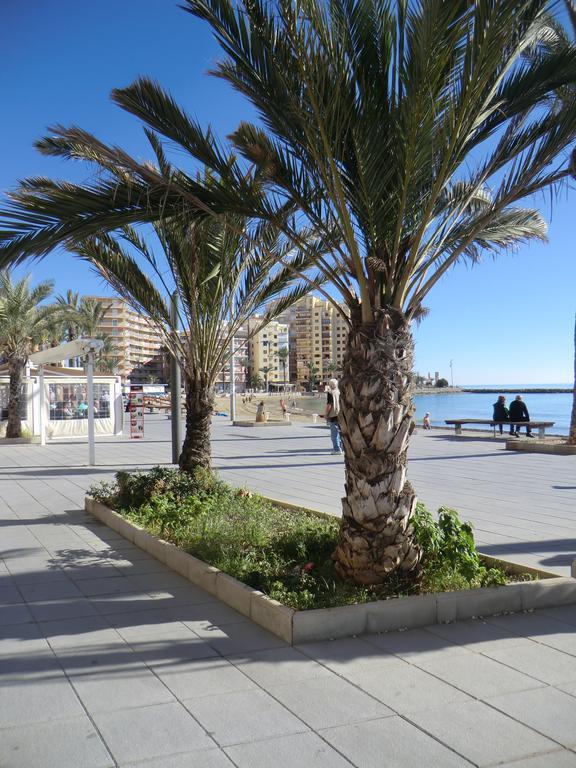 Casas Holiday - Playa Del Cura 2 또레비에하 객실 사진