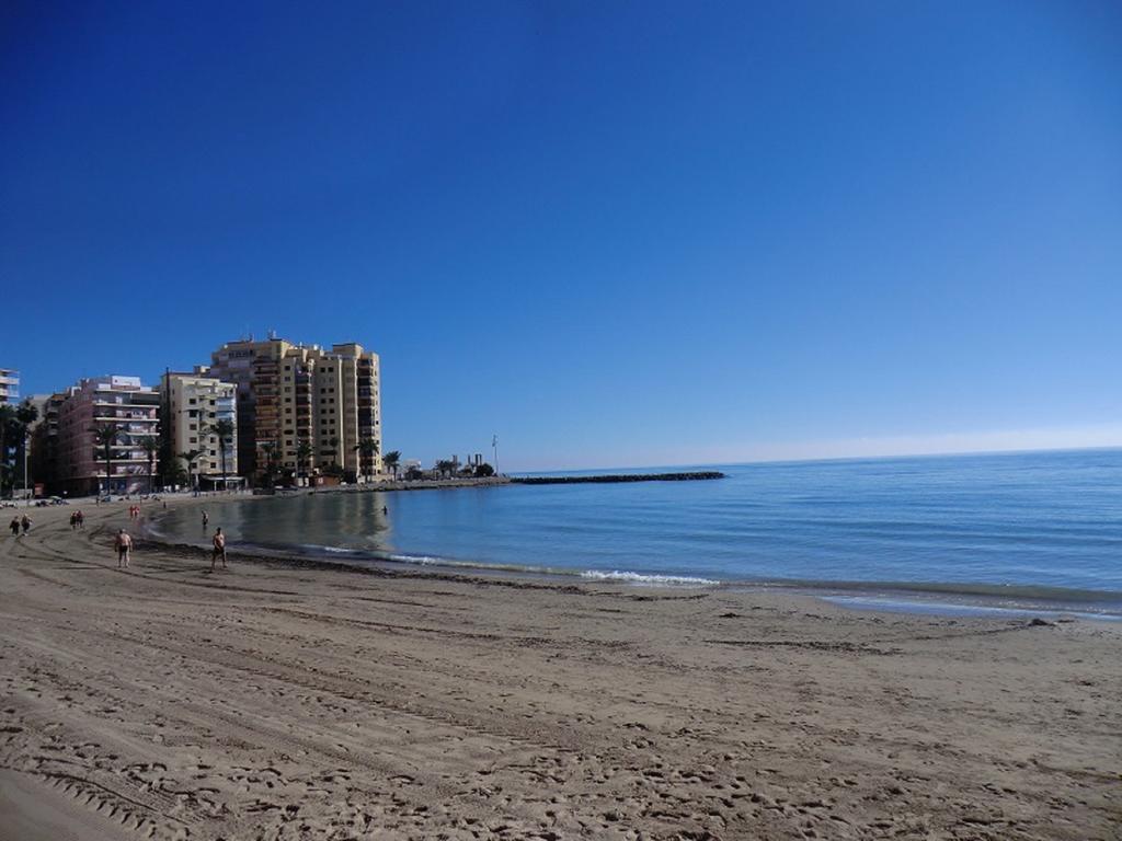 Casas Holiday - Playa Del Cura 2 또레비에하 객실 사진